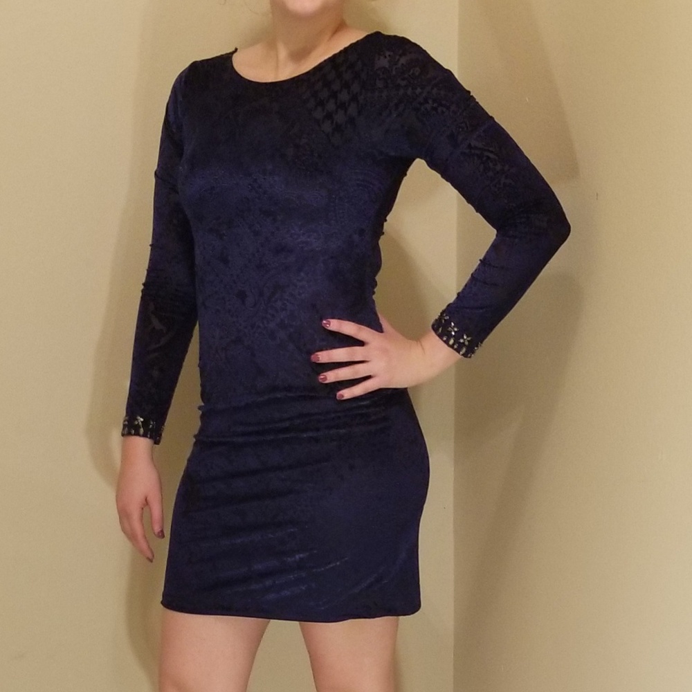 Venus blue & black dress size M